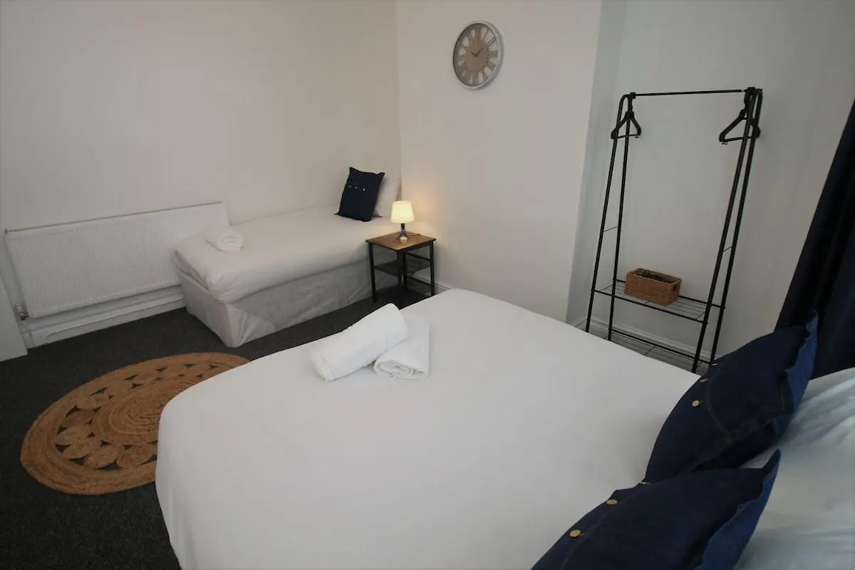 Дом отдыха Big Value Big House By Property Promise Кардифф Великобритания