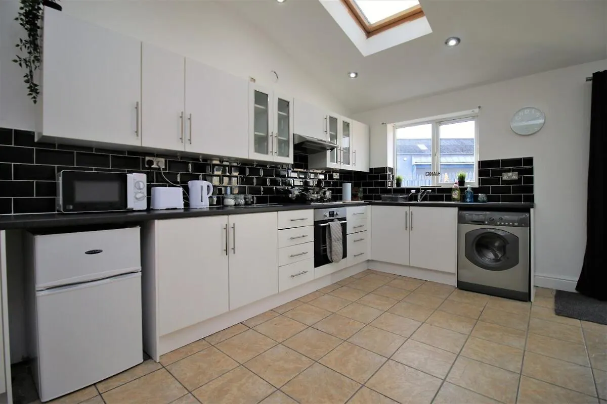 Hébergement de vacances Big Value Big House By Property Promise Cardiff