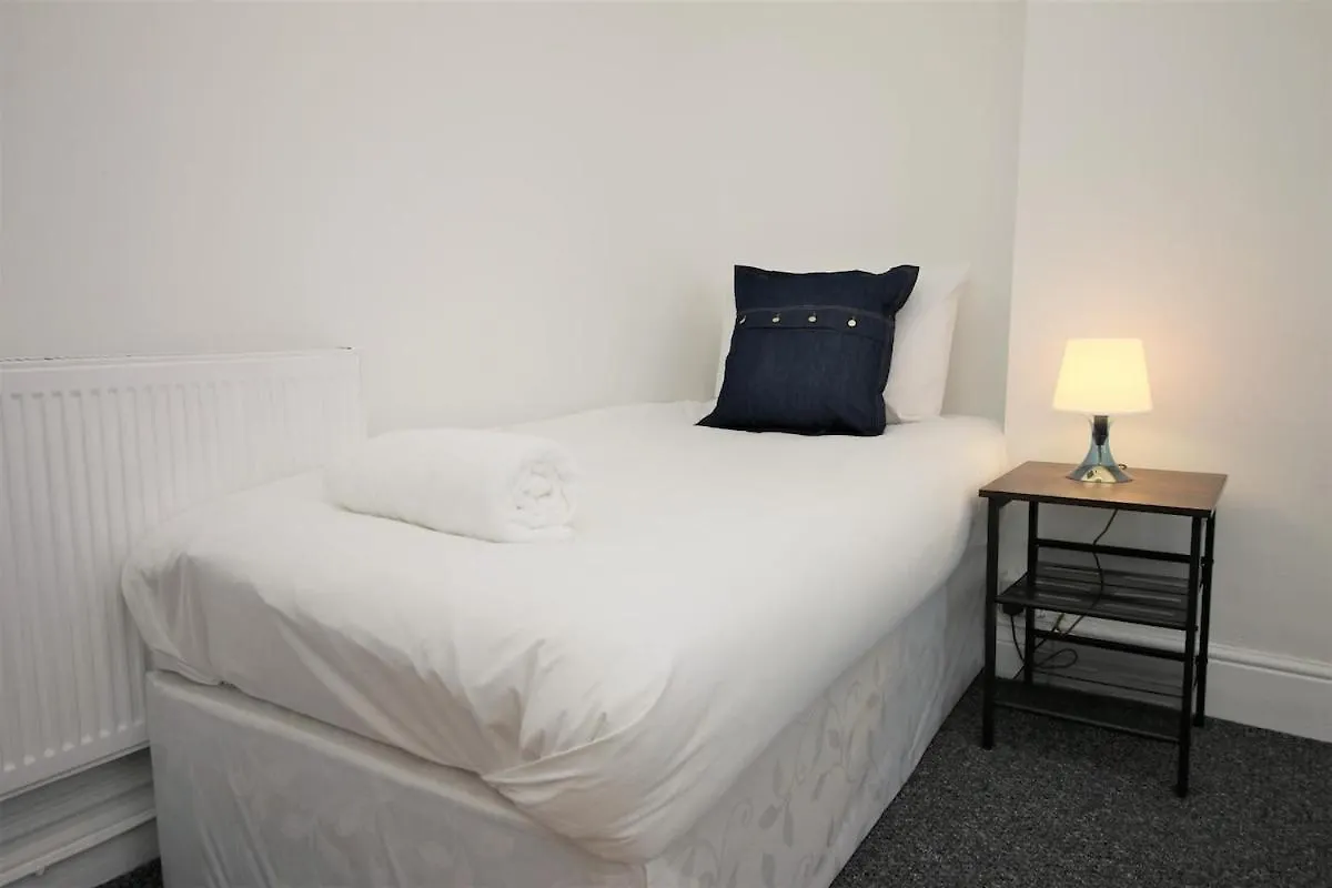 Big Value Big House By Property Promise Cardiff